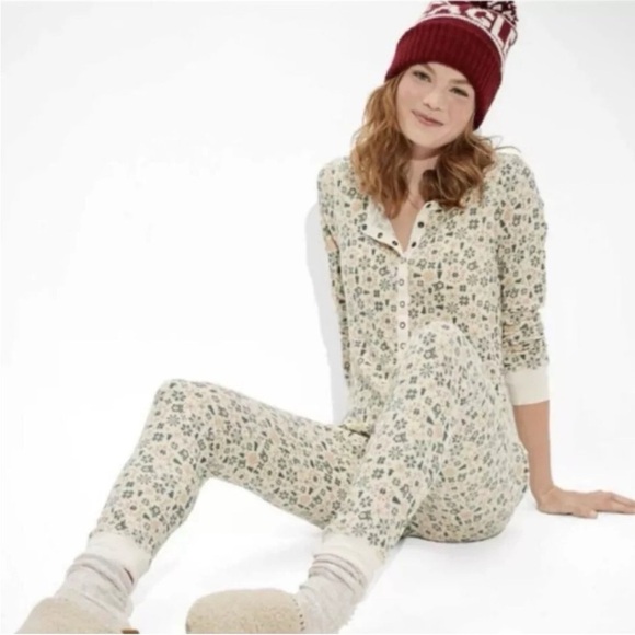 American Eagle Outfitters Floral Waffle Onesie XS NWT - Picture 2 of 7